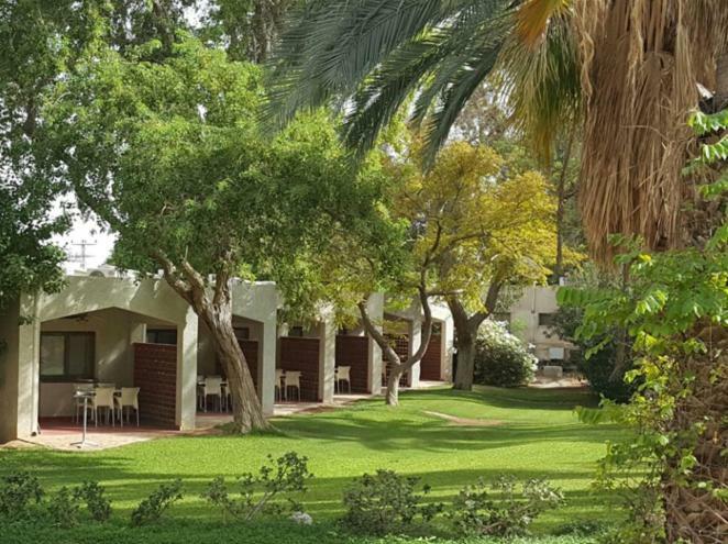 כפר נופש קלי"ה ים המלח Hotell Kalia  Eksteriør bilde